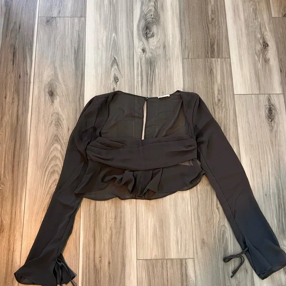 House of CB ATHENA Shadow Long Sleeve Floaty Top - Picture 5 of 5